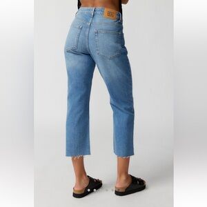 Urban Outfitters BDG Cropped Cowboy Jeans